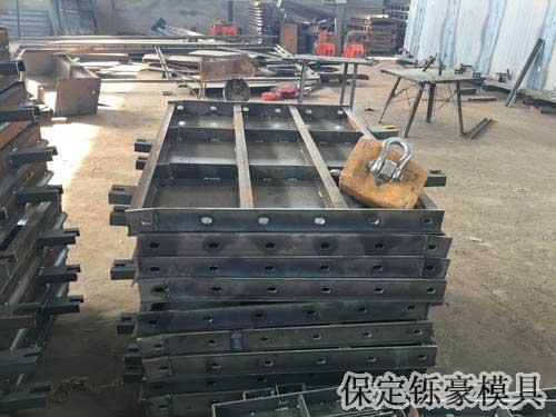 高速防撞墻模具價(jià)格 高速防撞墻模具價(jià)格